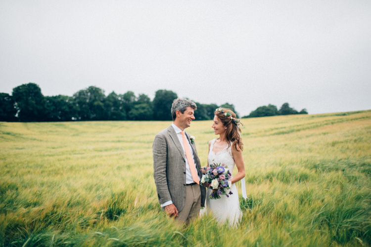 Rustic Home Made Farm Wedding http://blondiephotography.co.uk/