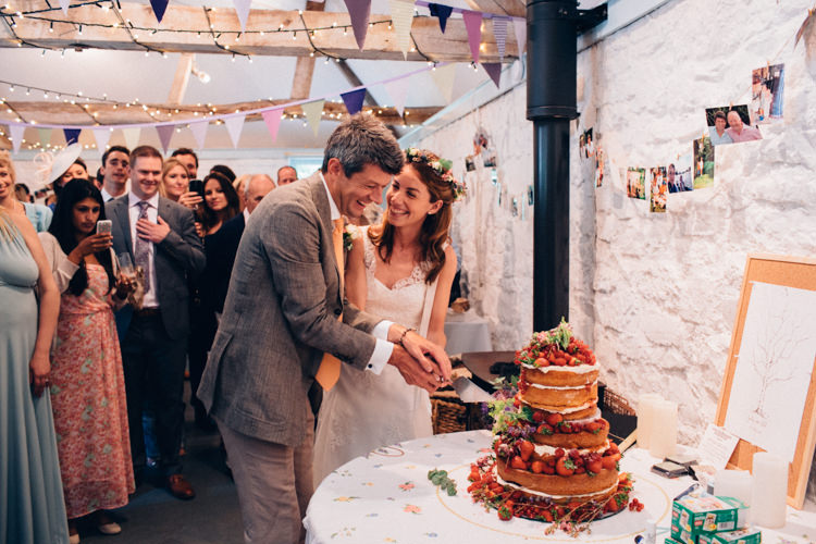 Rustic Home Made Farm Wedding http://blondiephotography.co.uk/