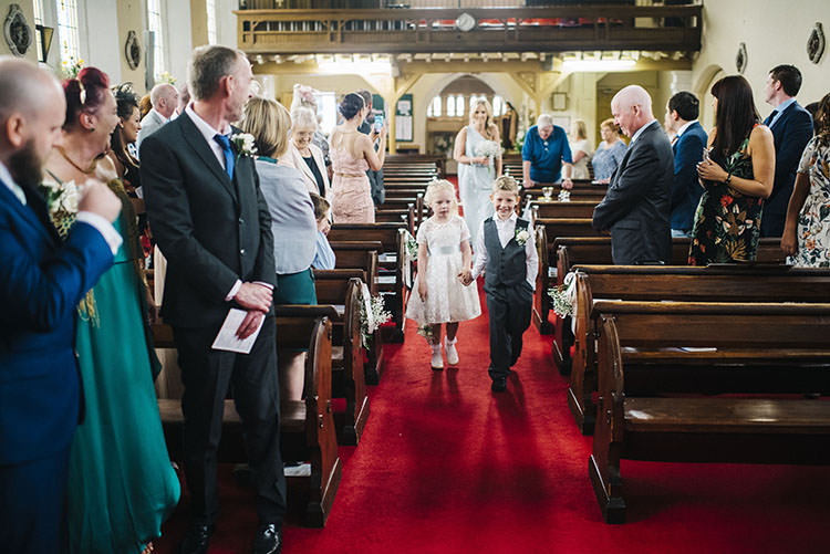 Mint Green Natural Wedding https://www.kerrywoodsphotography.com/
