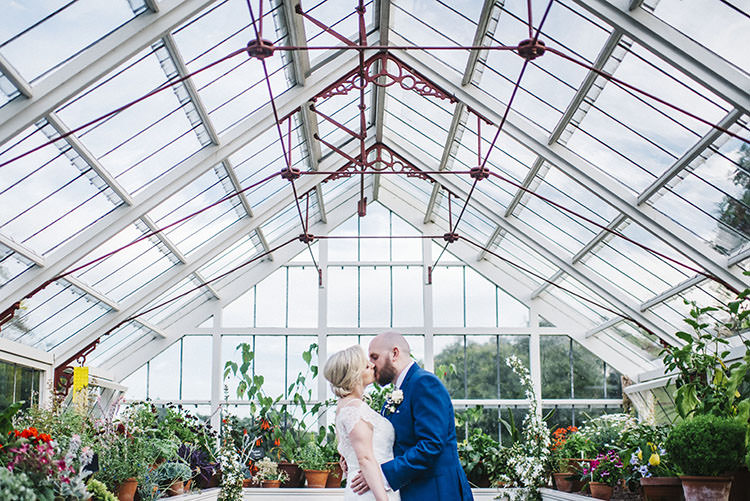 Mint Green Natural Wedding https://www.kerrywoodsphotography.com/