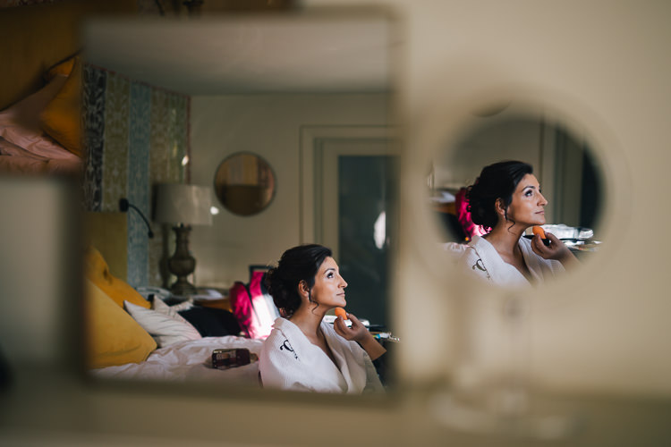 Elegant Cosy Winter Wedding http://www.traversandbrown.co.uk/