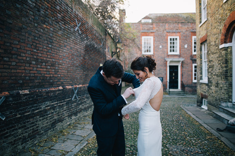 Elegant Cosy Winter Wedding http://www.traversandbrown.co.uk/