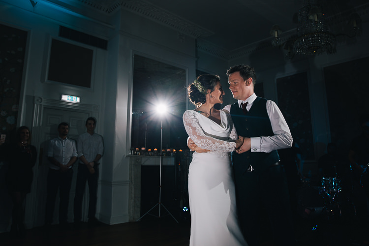Elegant Cosy Winter Wedding http://www.traversandbrown.co.uk/
