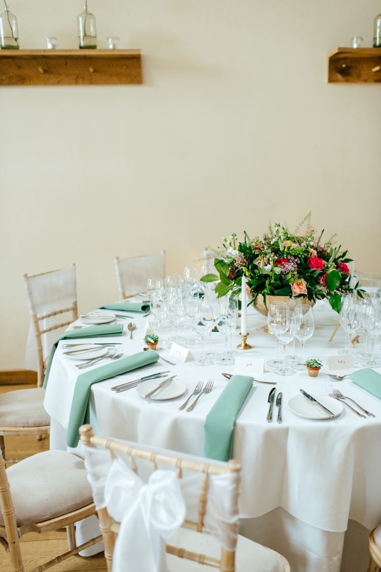 Tables Decor Napkins Bows Flowers Centrepiece Elegant Stylish Floral Wedding http://www.jordannamarston.com/