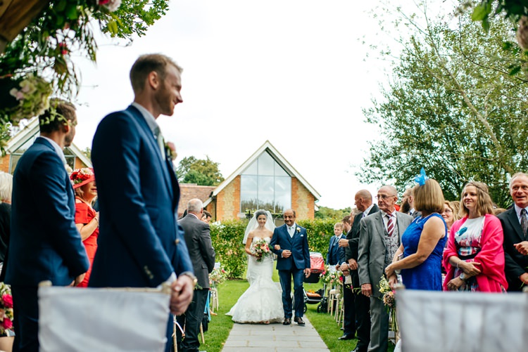Elegant Stylish Floral Wedding http://www.jordannamarston.com/