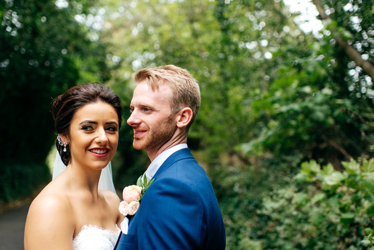 Elegant Stylish Floral Wedding http://www.jordannamarston.com/