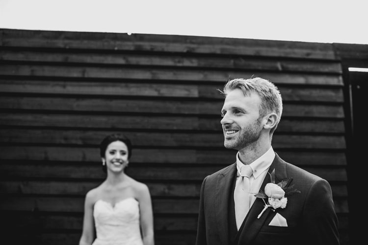 Elegant Stylish Floral Wedding http://www.jordannamarston.com/