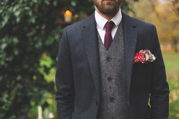 Red Knitted Tie Groom Style Magical Autumn Outdoorsy Woodland Wedding Ideas http://kirstymackenziephotography.co.uk/
