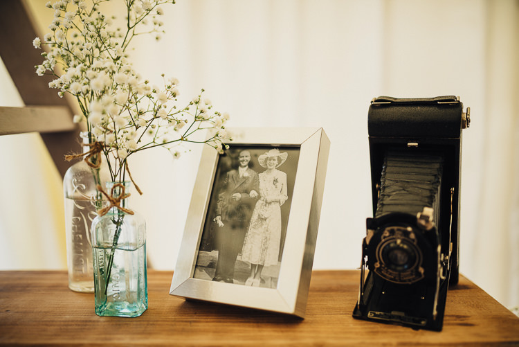 Quirky Crafty Rustic Barn Wedding http://www.stevebridgwoodphotography.co.uk/