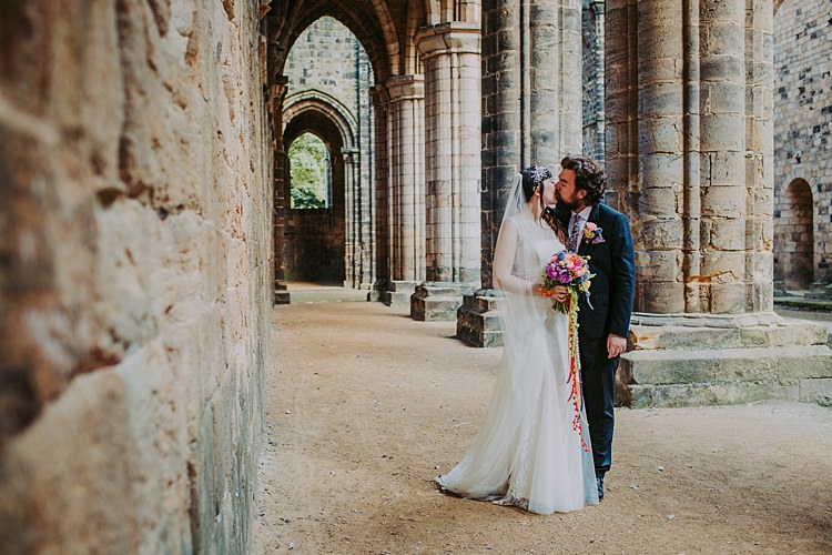 Colourful Indie Dinosaur Wedding http://bloomweddings.co.uk/