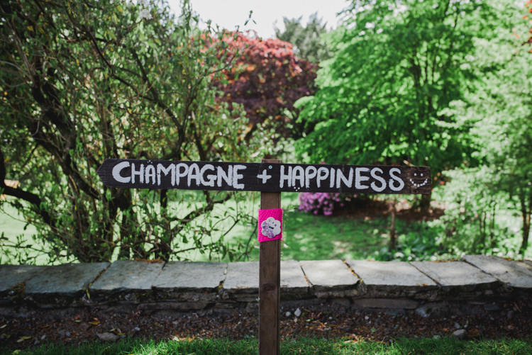 Rustic Wooden Sign Post Multicoloured Crafty Carnival Wedding http://alicethecamera.co.uk/