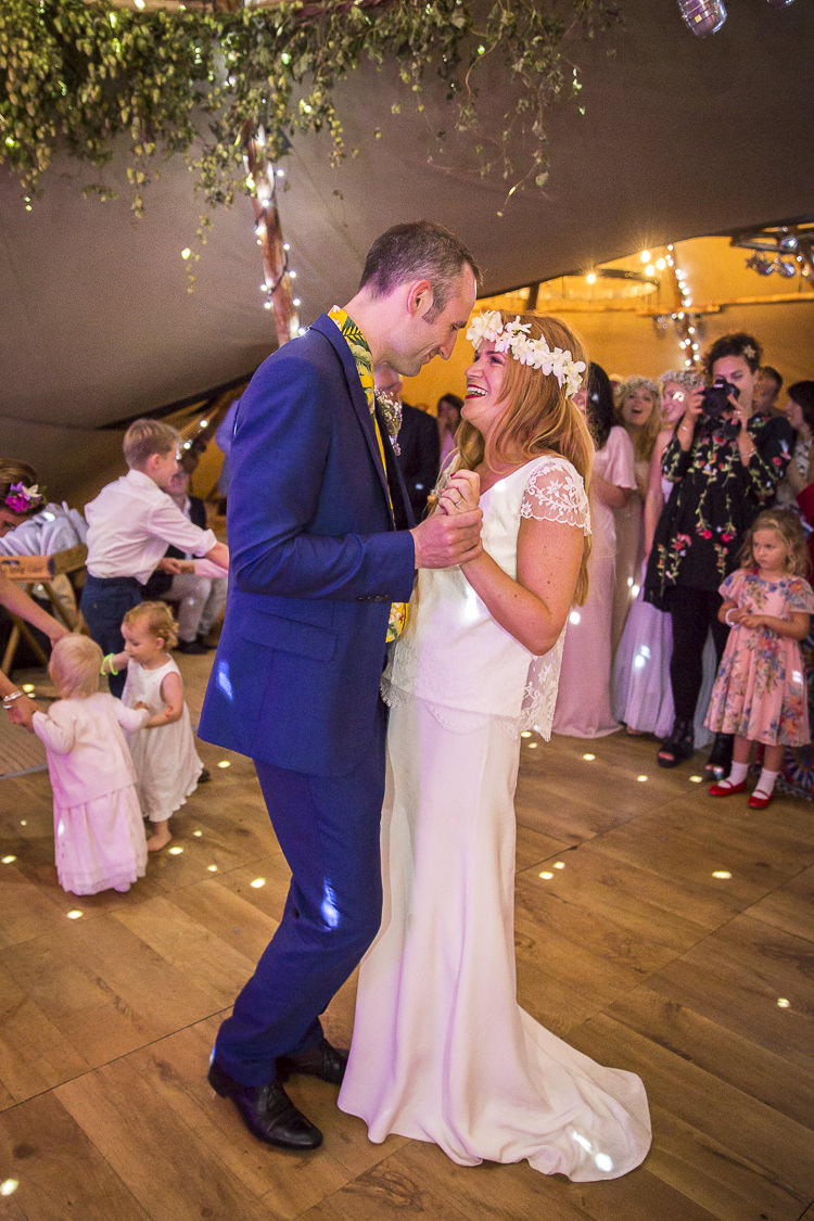 Boho Country Tipi Wedding http://www.gabriellemcmillan.com/