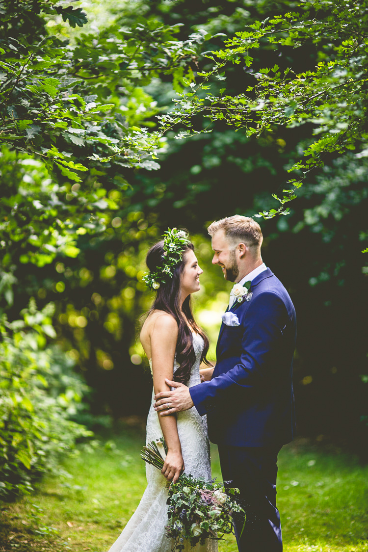 Rustic Bohemian DIY Barn Wedding http://lovethatsmilephotography.com/