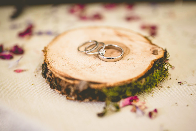 Rustic Bohemian DIY Barn Wedding http://lovethatsmilephotography.com/