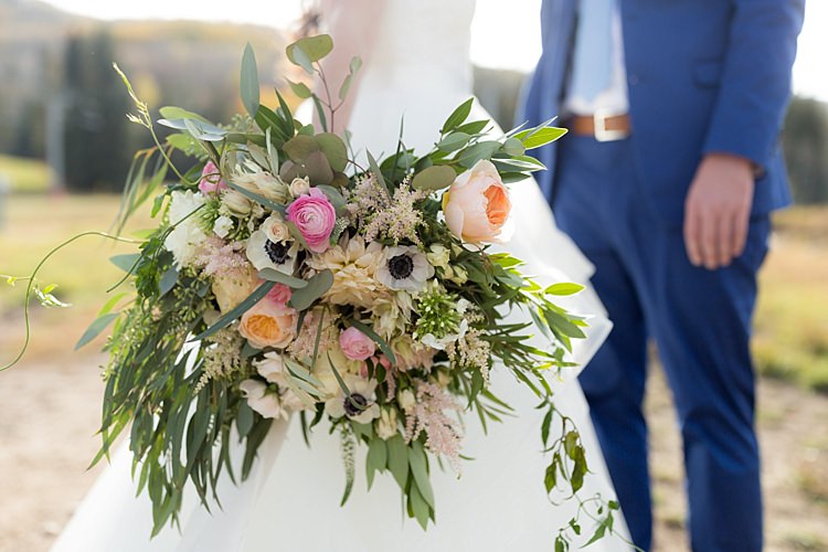 Outdoor First Look Bride Groom Bouquet Multicoloured Pastel Roses Peonies Anemones Greenery Florals Romantic Mountain Wedding Colorado http://irvingphotographydenver.com/