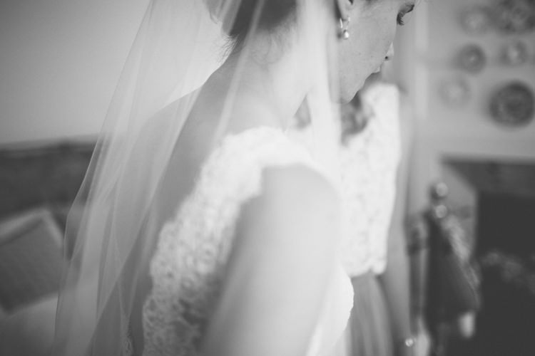 Pretty Quintessential English Country Garden Wedding http://blondiephotography.co.uk/