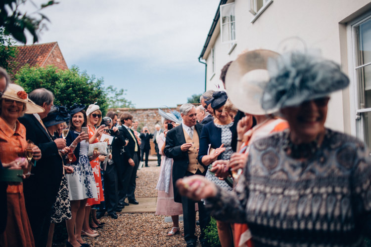 Pretty Quintessential English Country Garden Wedding http://blondiephotography.co.uk/