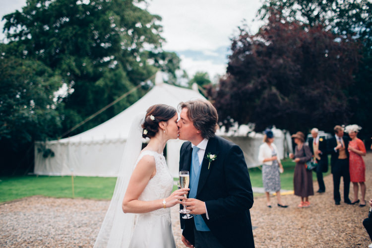 Pretty Quintessential English Country Garden Wedding http://blondiephotography.co.uk/