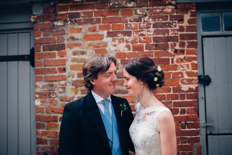 Pretty Quintessential English Country Garden Wedding http://blondiephotography.co.uk/