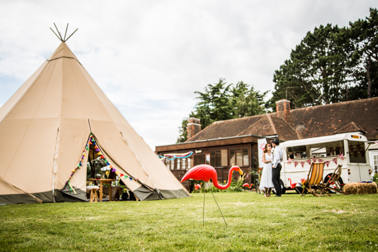Colourful Vintage Comic Book Wedding Ideas http://www.hayleypettitphotography.com/