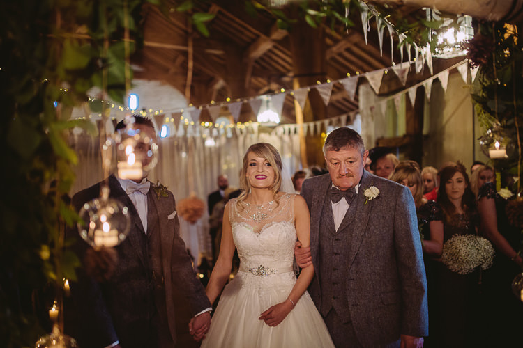 Magical Winter Rustic Wonderland Wedding http://hayleybaxterphotography.com/