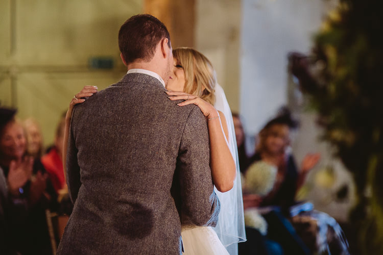 Magical Winter Rustic Wonderland Wedding http://hayleybaxterphotography.com/