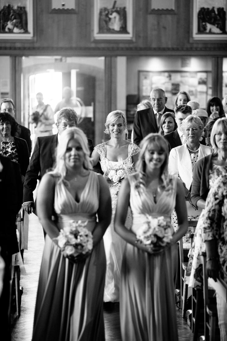 Pretty Pink Garden Party Wedding http://www.helencawtephotographyblog.com/