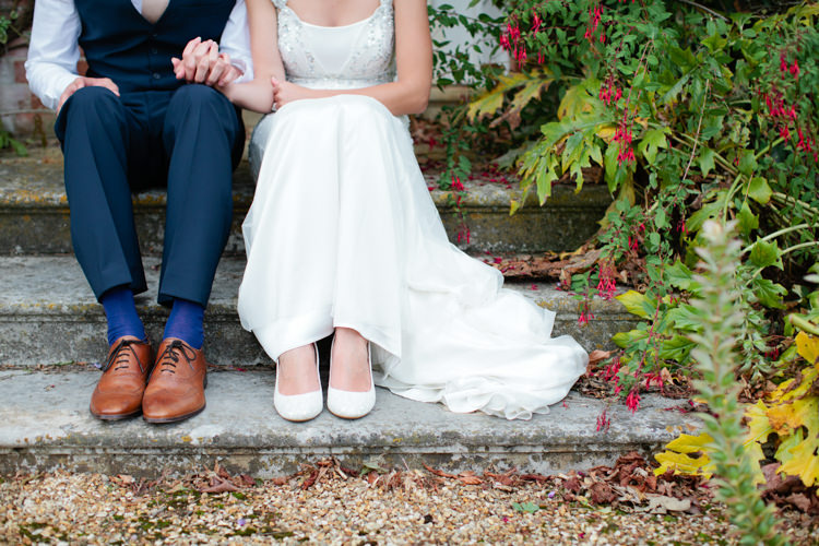 Pretty Pink Garden Party Wedding http://www.helencawtephotographyblog.com/