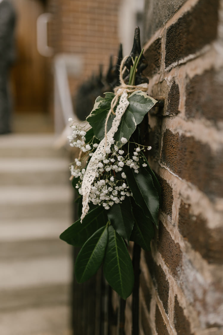 Natural Sage Green Farm Wedding https://www.loveluella.co.uk/