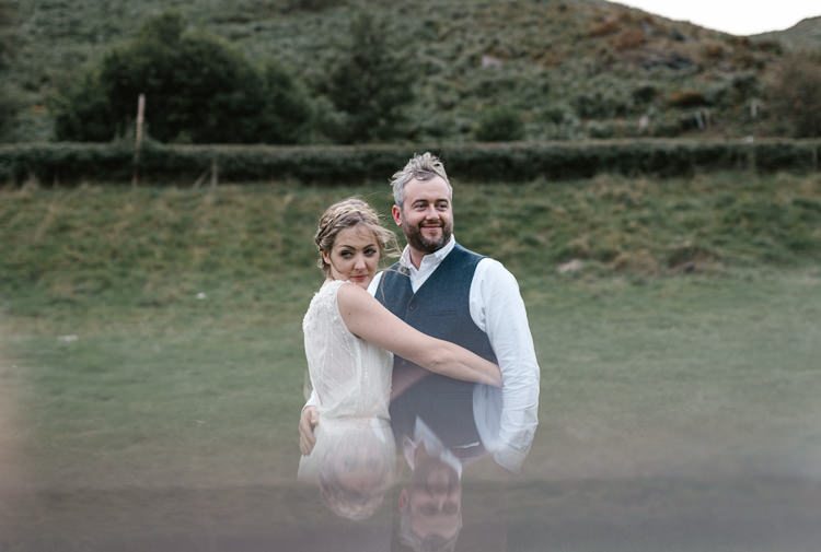 Natural Sage Green Farm Wedding https://www.loveluella.co.uk/