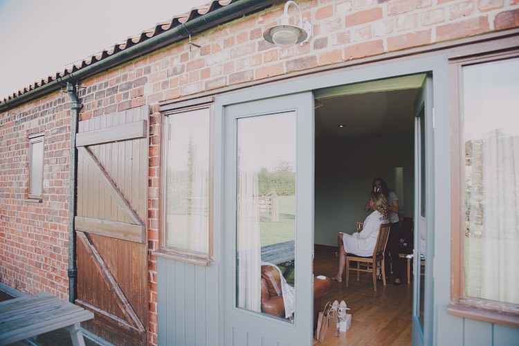 Chic Rustic Grey Barn Wedding http://www.kevelkinsphotography.co.uk/