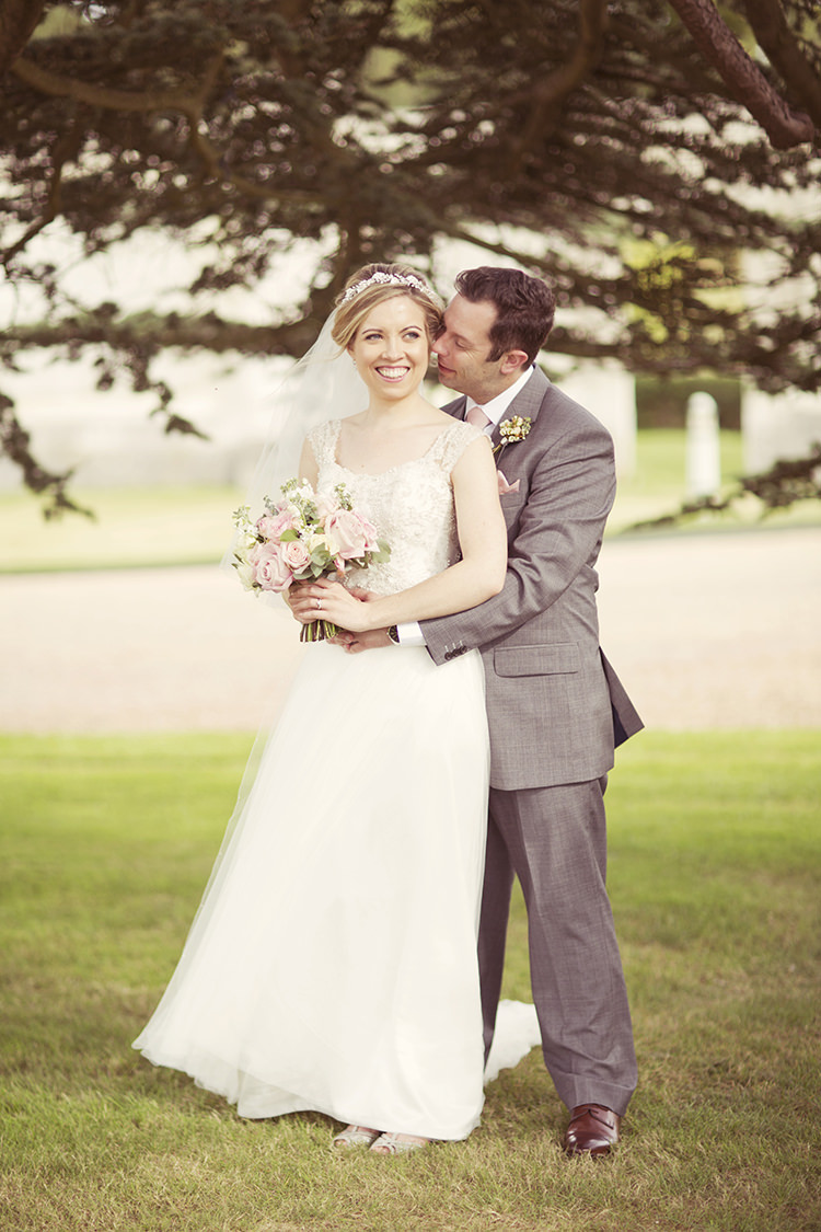 Elegant Romantic Classic Pink Wedding http://www.rebeccaweddingphotography.co.uk/