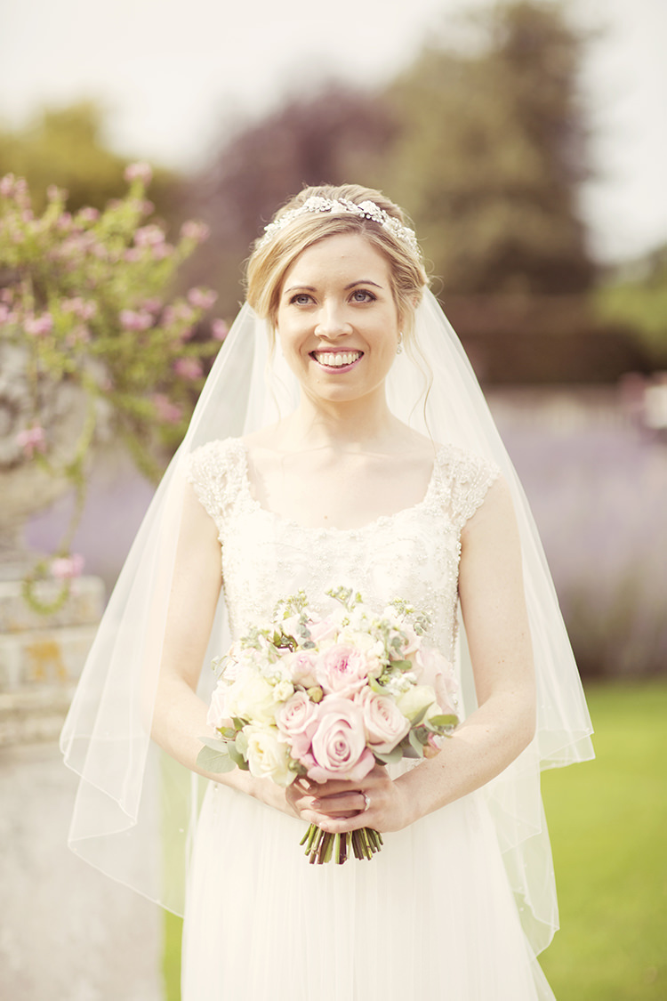 Veil Bride Bridal Accessory Elegant Romantic Classic Pink Wedding http://www.rebeccaweddingphotography.co.uk/