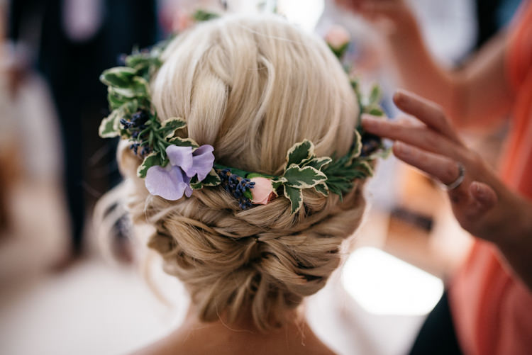 Flower Crown Hair Style Bride Bridal Rustic Woodland Modern Wedding http://www.jennymacare.com/