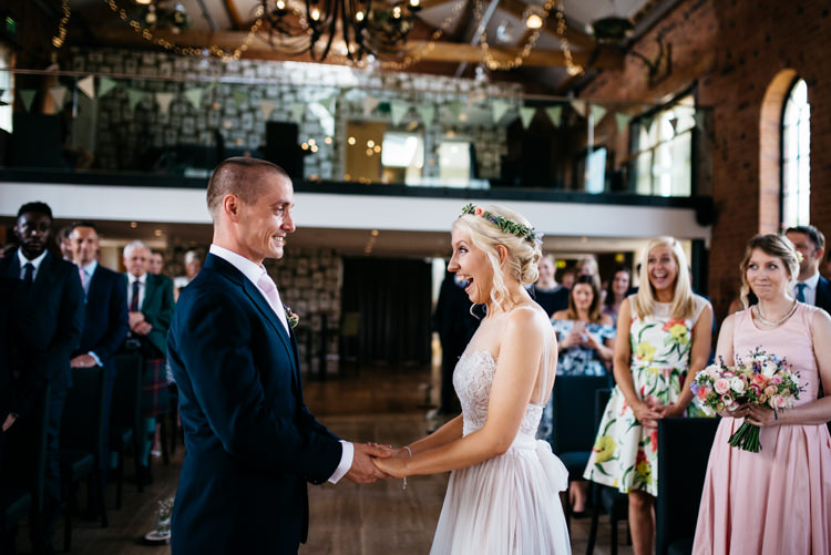 Rustic Woodland Modern Wedding http://www.jennymacare.com/