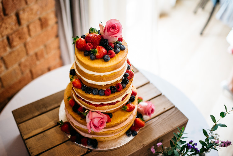 Naked Cake Sponge Layer Victoria Fruit Flowers Crate Rustic Woodland Modern Wedding http://www.jennymacare.com/