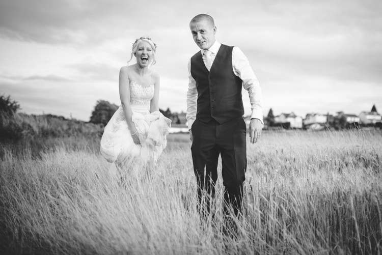 Rustic Woodland Modern Wedding http://www.jennymacare.com/
