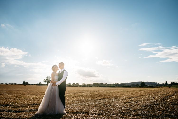 Rustic Woodland Modern Wedding http://www.jennymacare.com/