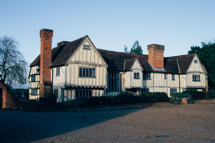 Cain Manor Heartwarming Festive Winter Wedding http://www.nikkivandermolen.com/