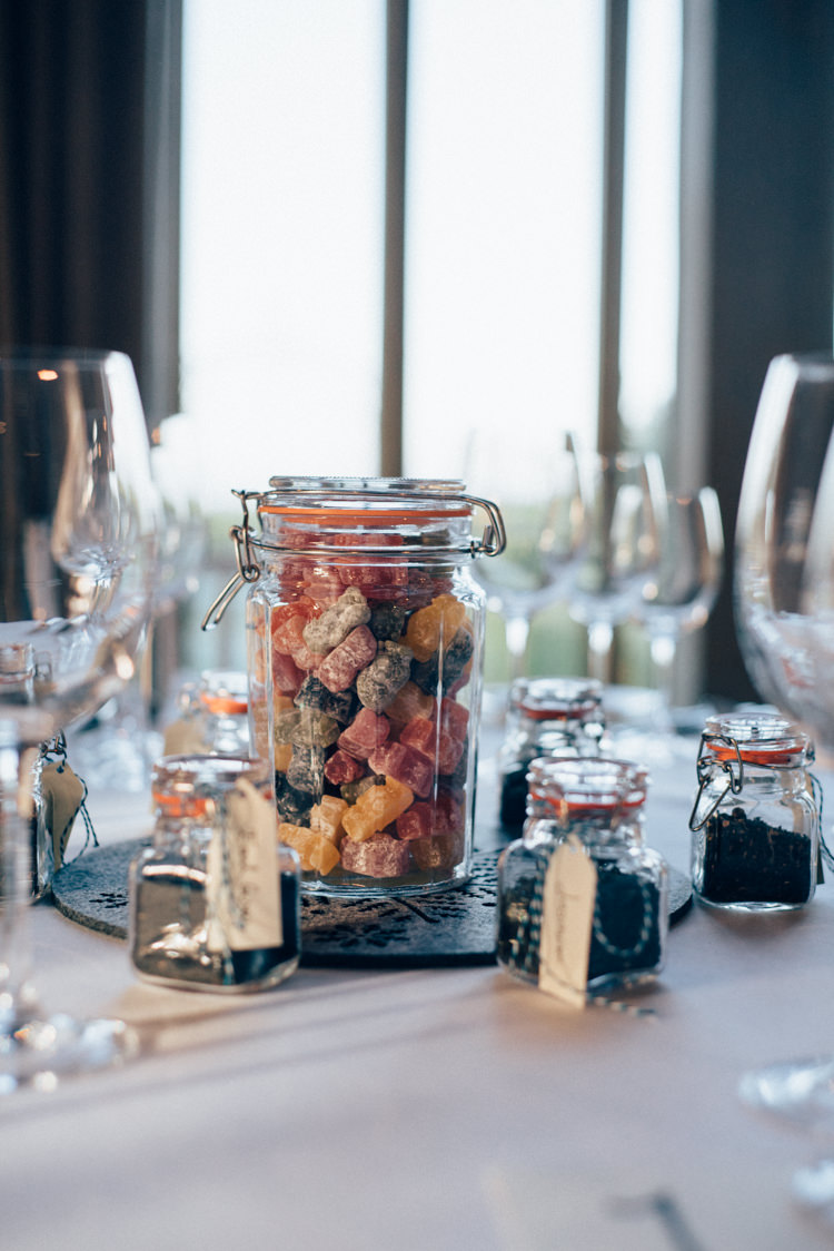 Jelly Babies Heartwarming Festive Winter Wedding http://www.nikkivandermolen.com/ 
