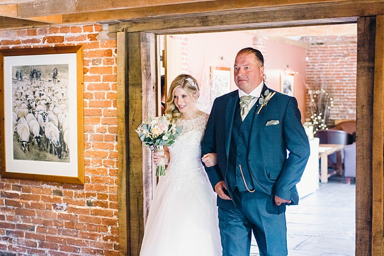 Classic Rustic Home Made Country Wedding http://www.jessicareeve-photography.com/