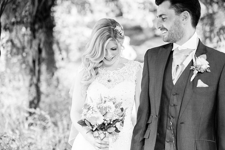 Classic Rustic Home Made Country Wedding http://www.jessicareeve-photography.com/