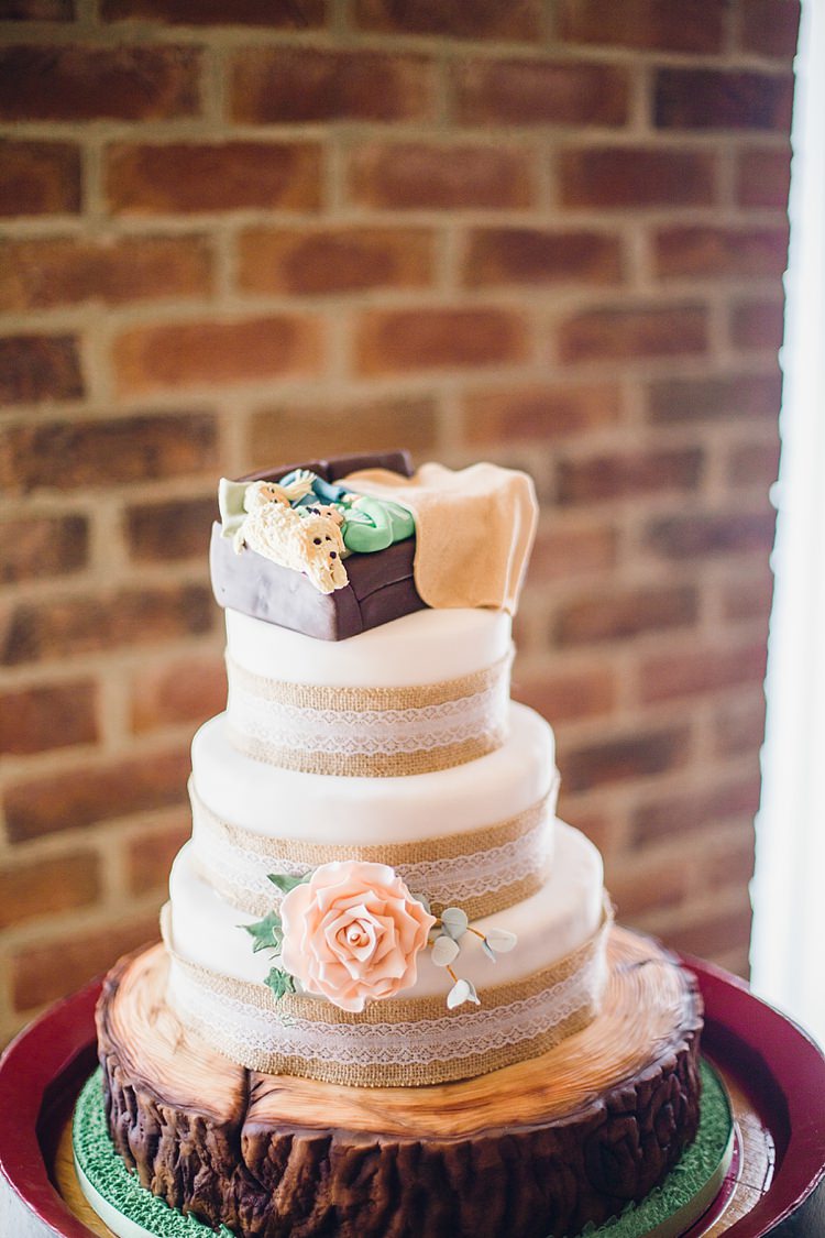 Lace Hessian Burlap Log Cake Classic Rustic Home Made Country Wedding http://www.jessicareeve-photography.com/