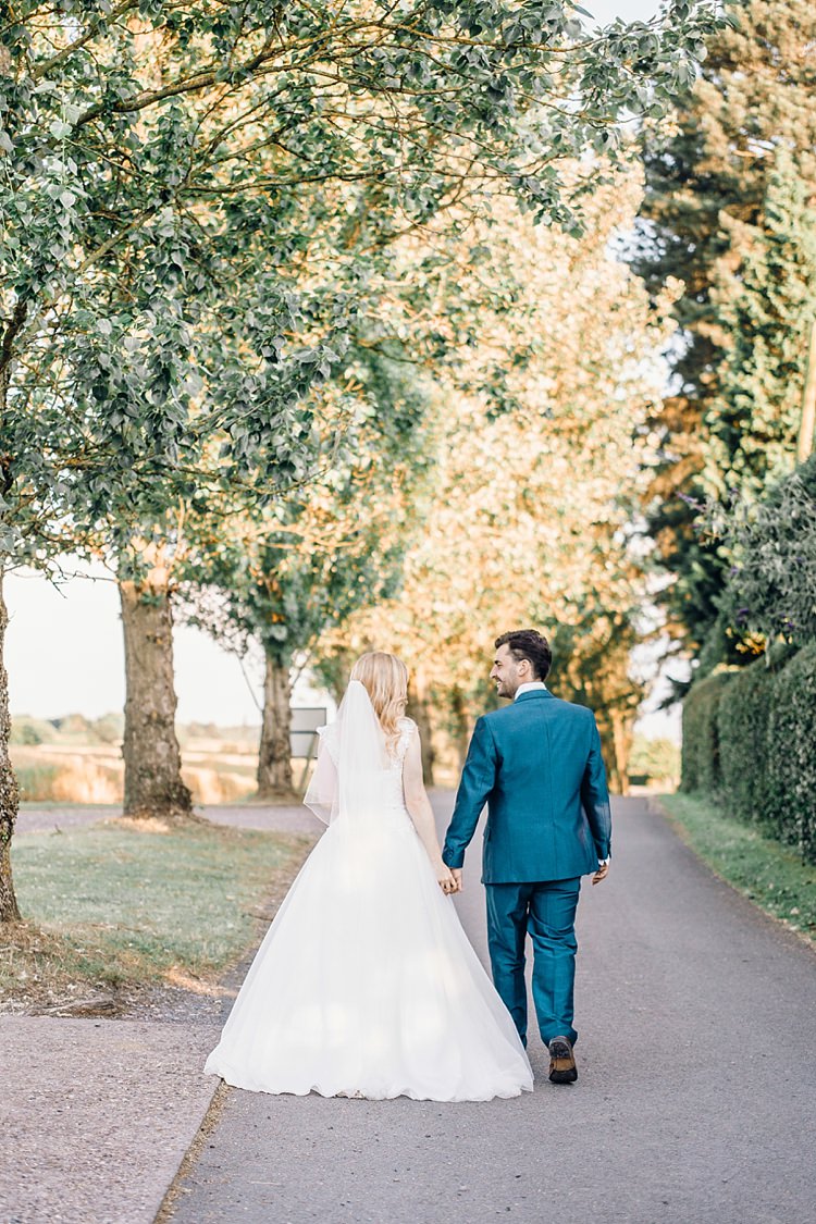 Classic Rustic Home Made Country Wedding http://www.jessicareeve-photography.com/