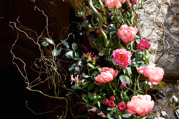 Floral Artistic Farm Wedding http://elizabetharmitage.com/