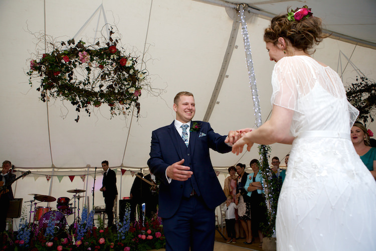 Floral Artistic Farm Wedding http://elizabetharmitage.com/
