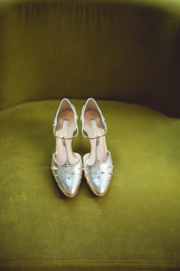 Quirky Springtime Easter Wedding https://www.katejacksonphotography.co.uk/