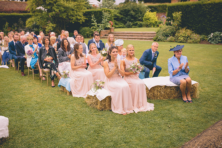 Homespun Fun Country Barn Wedding http://storyandcolour.co.uk/