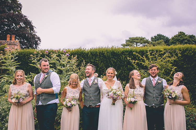 Homespun Fun Country Barn Wedding http://storyandcolour.co.uk/