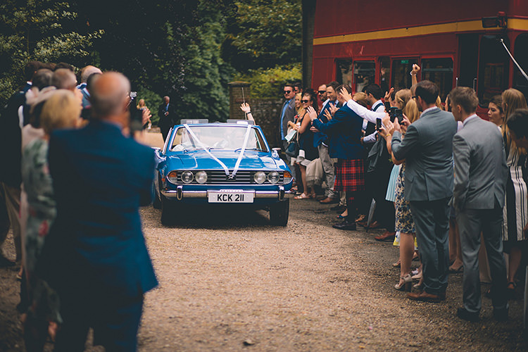Homespun Fun Country Barn Wedding http://storyandcolour.co.uk/